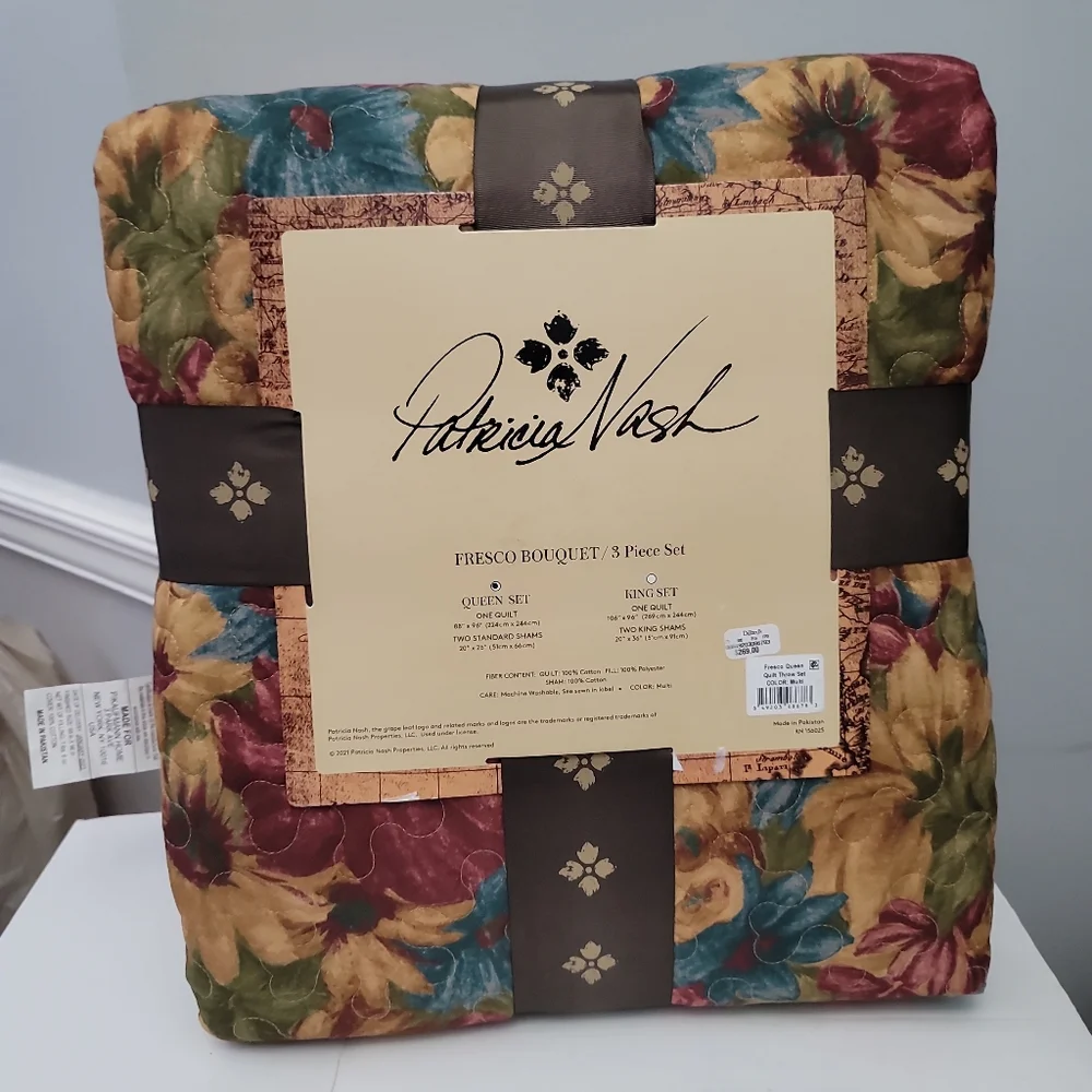 Patricia Nash Fresco Bouquet Print Reversible Quilt Mini Set
